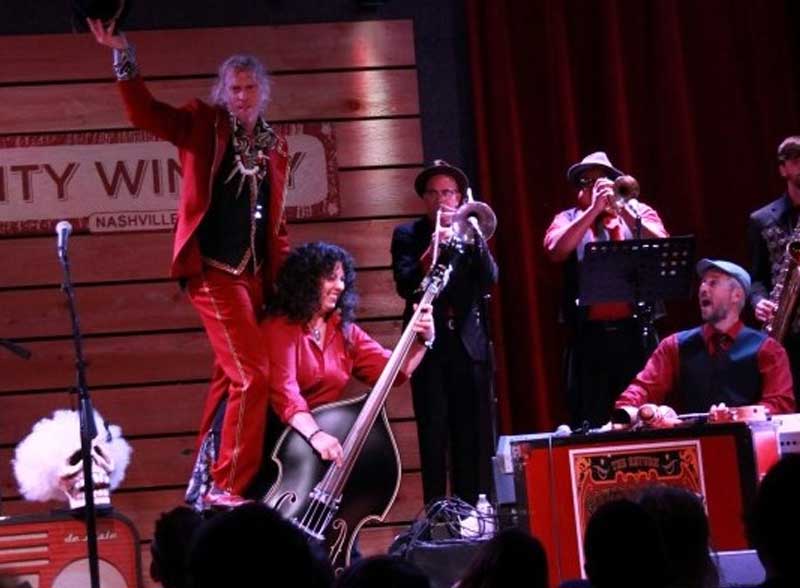 Squirrel Nut Zippers 2019 4